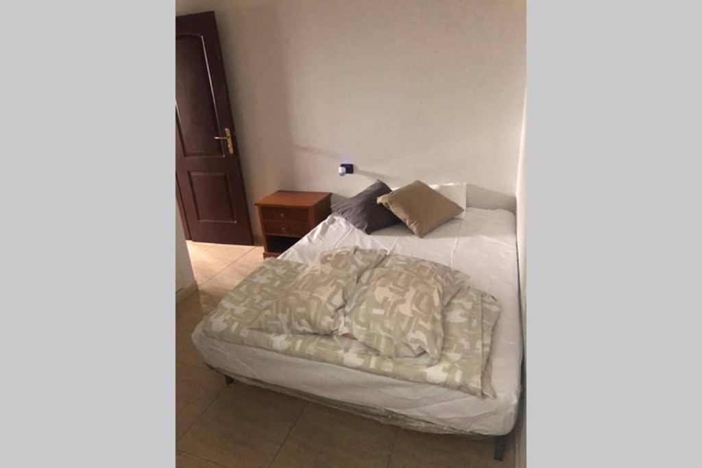 Апартаменти Trino'S Flat Сан-Крістобаль-де-ла-Лагуна Екстер'єр фото